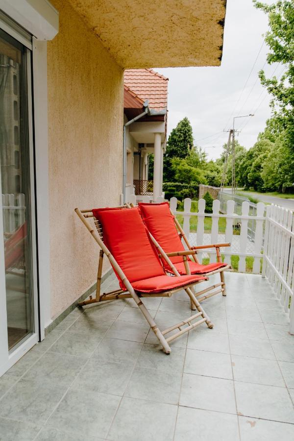 Nyirfa Apartman Vonyarcvashegy Ngoại thất bức ảnh